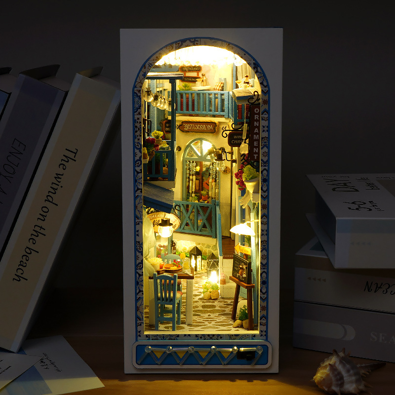 Zestaw DIY Book Nook, drewnian – Laptop Accessories Light recenzja i cena